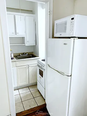 Rented by City Connections Realty | media 19