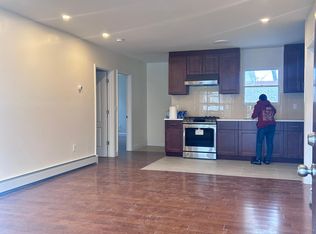 14934 Hollywood Ave, Flushing, NY 11355