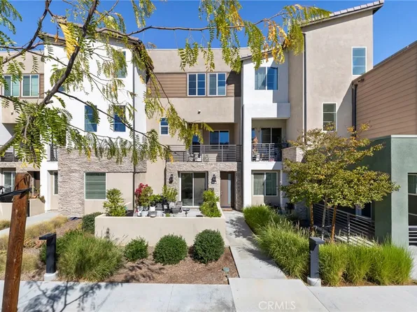 27040 Painted Sky Way, Valencia, CA 91381