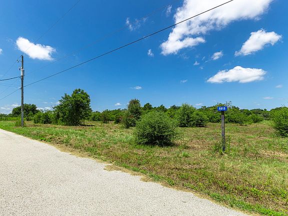 4th image of 5815 Wild Flower Rd