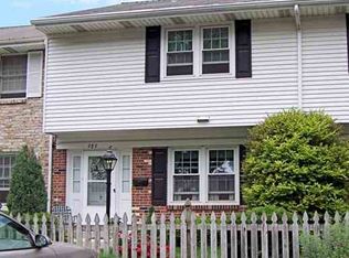 989 E Maple St, Palmyra, PA 17078