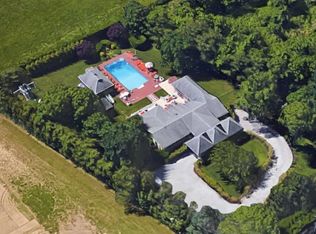 110 Montauk Hwy, Water Mill, NY 11976