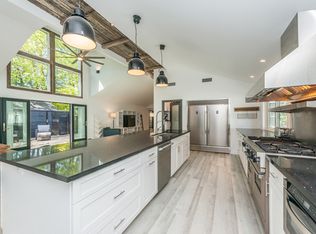 8495 Graton Rd, Sebastopol, CA 95472