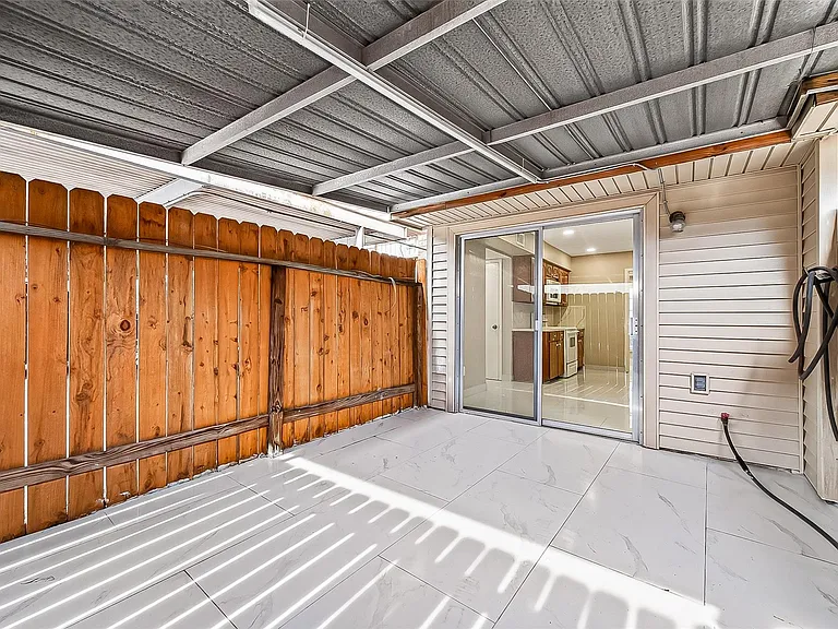 6649 De Moss Dr #649 — Photo 40