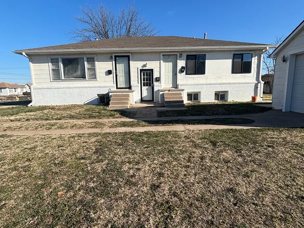 1221 Olive St APT 3, Concordia, KS 66901