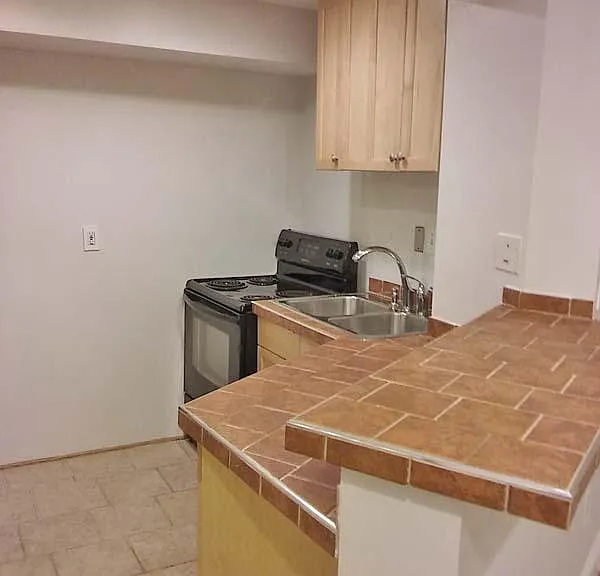 1102 D St SE #B — Photo 7