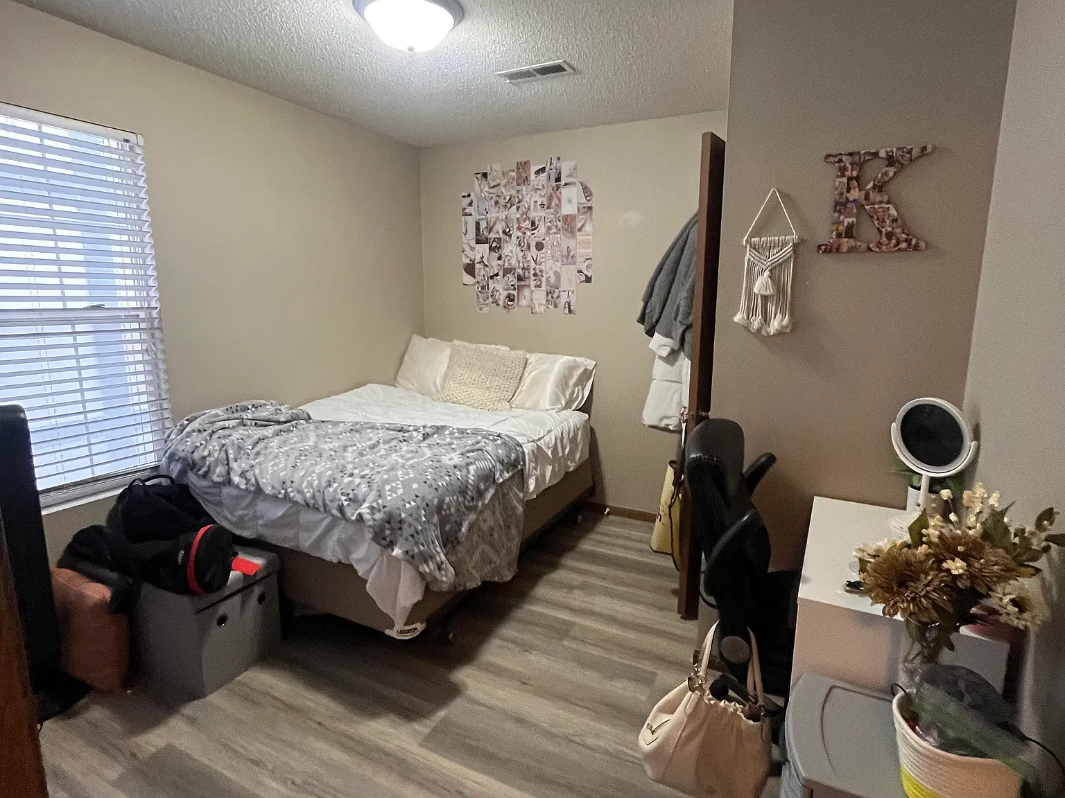 4 bed, 1800 sqft, $2,840 — Photo 4