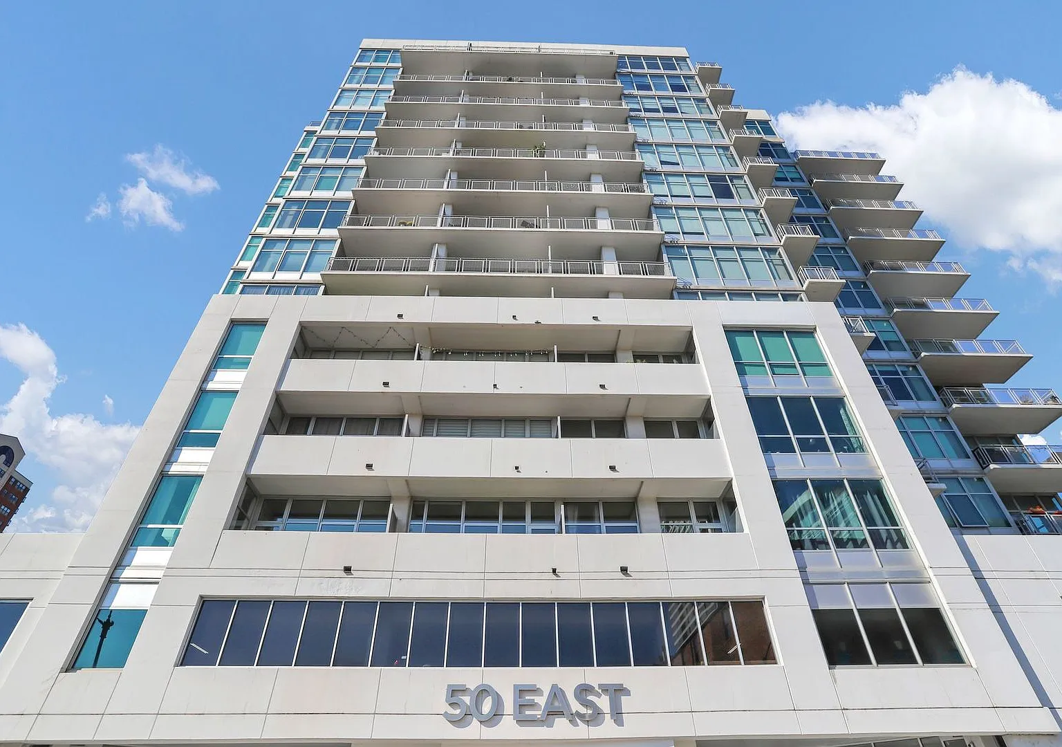 2 bed, 2.0 bath, 1200 sqft, $3,300 — Photo 2