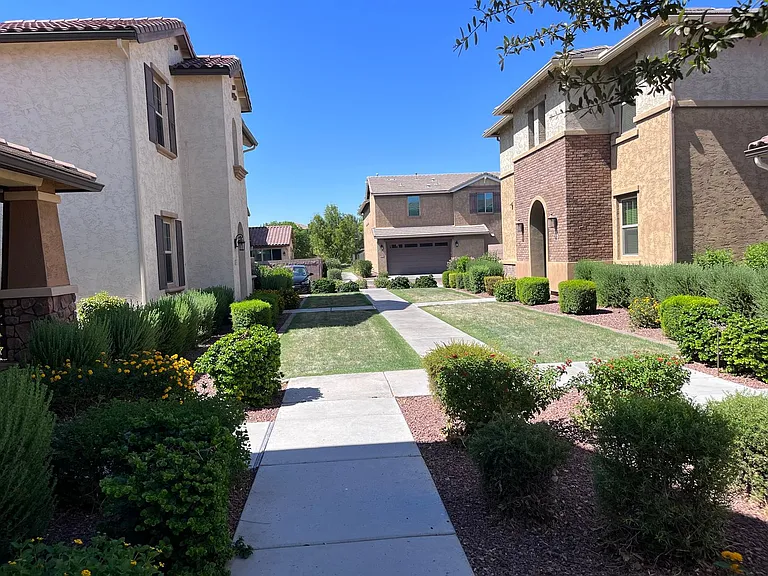 1046 S Annie Ln — Photo 44