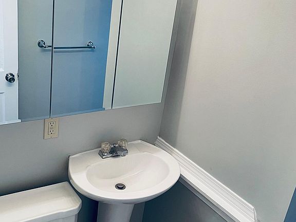 Bathroom, stand up shower