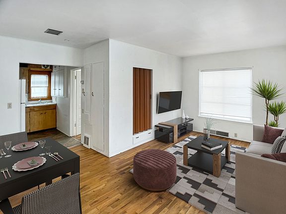 3rd image of 712 E Coeur D Alene Ave APT 3