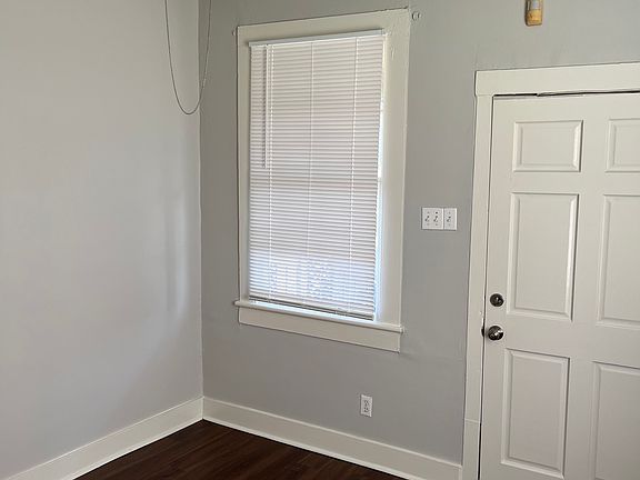 2nd image of 9022 Cohn St #1