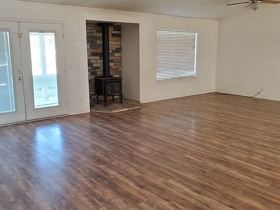 5th image of 9575 Cambria Ct