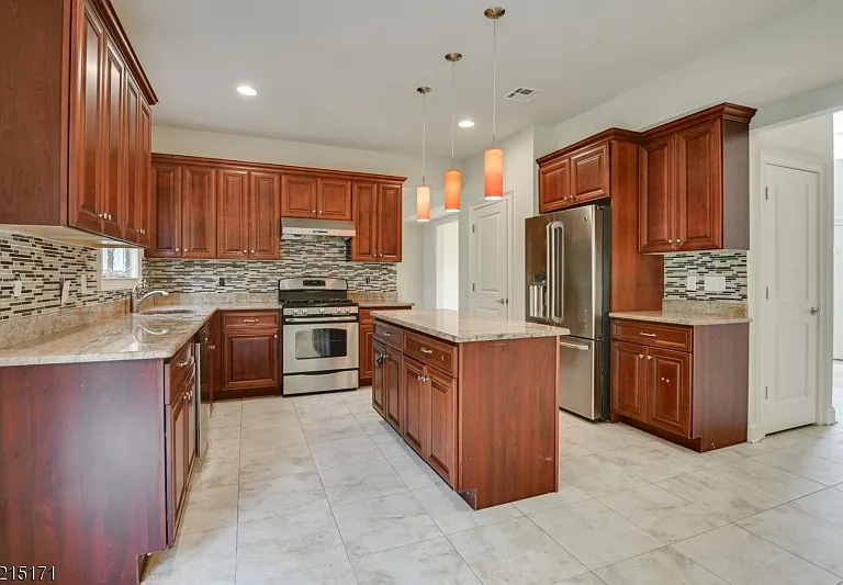 Kitchen 1