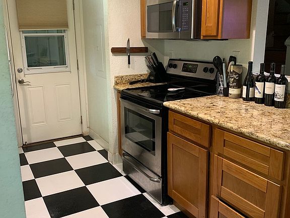 5th image of 3048-3050 Watt Ave