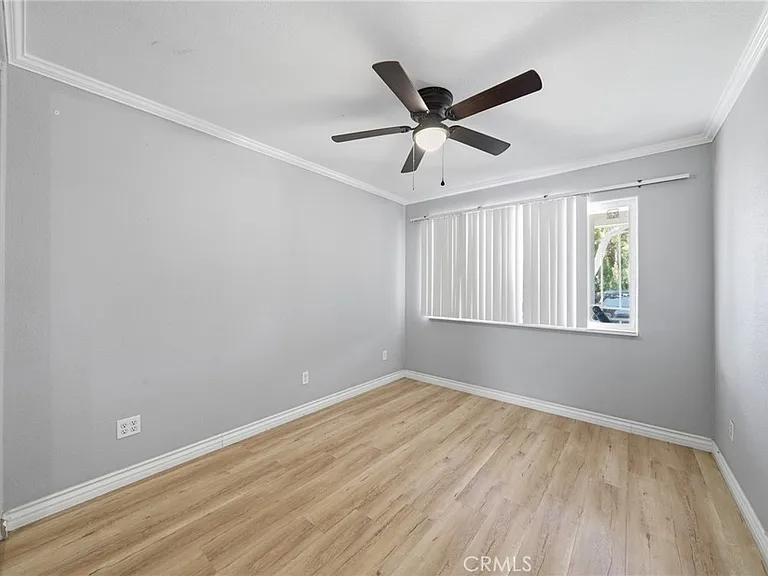 6052 Marshall Ave — Photo 11