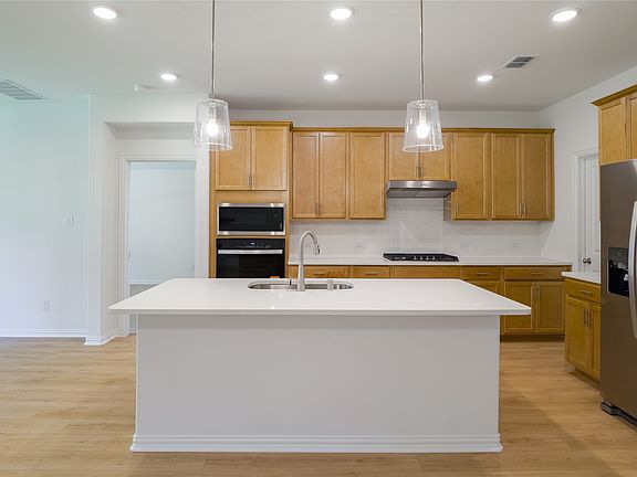4th image of 1636 Basalt Ln