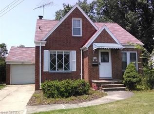 1404 S Green Rd, South Euclid, OH 44121