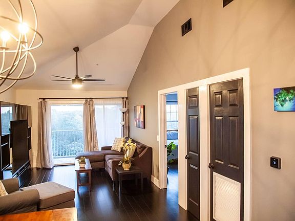5th image of 4274 Calinda Ln APT 252