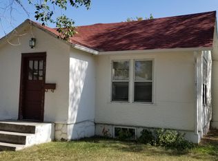521 6th Ave SE, Jamestown, ND 58401