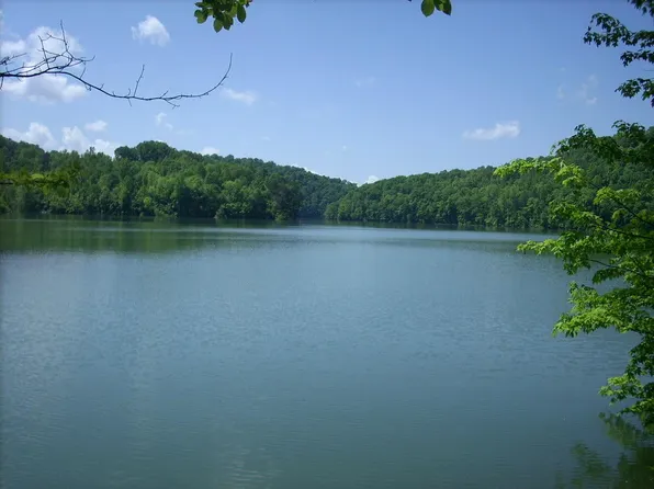 Cove Point Rd, La Follette, TN 37766