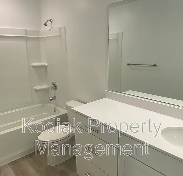 1087 N 1840 W — Photo 10