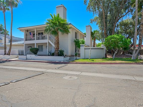 4th image of 1800 Clubhouse Drive Unit F62