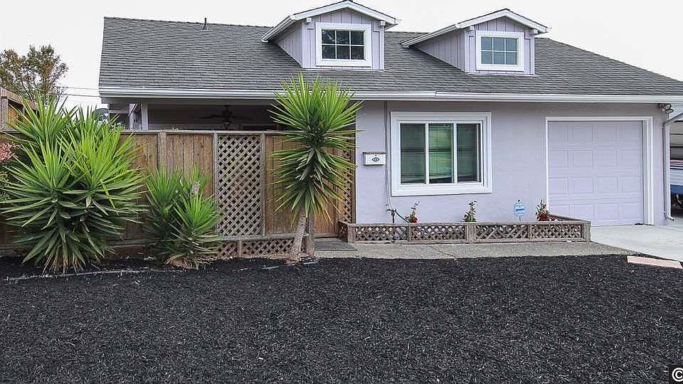 1st image of 3140 Henderson Dr
