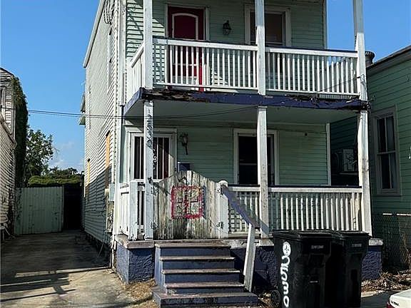 3rd image of 2530 Cleveland Ave