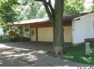 402 Farrington Ave, Walthill, NE 68067