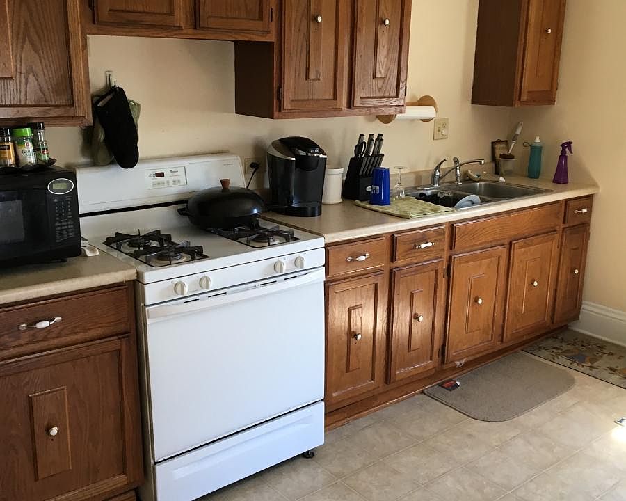 1st image of 1023 W 4th St #2