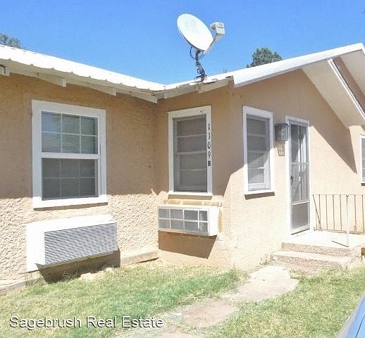 1st image of 1109 Gidding St #B