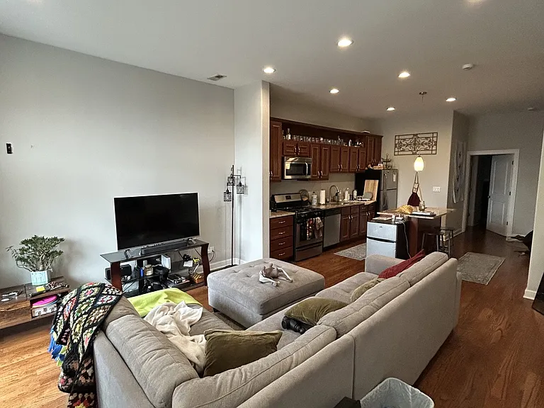 3060 W Armitage Ave #202 — Photo 3