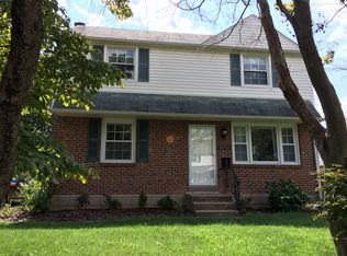 2972 Kanes Rd, Willow Grove, PA 19090