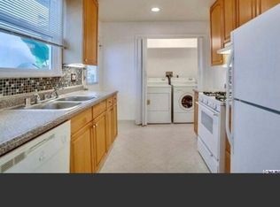 381 W Alameda Ave #B, Burbank, CA 91506