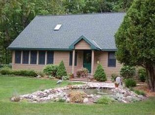 7702 Bass St, Alanson, MI 49706