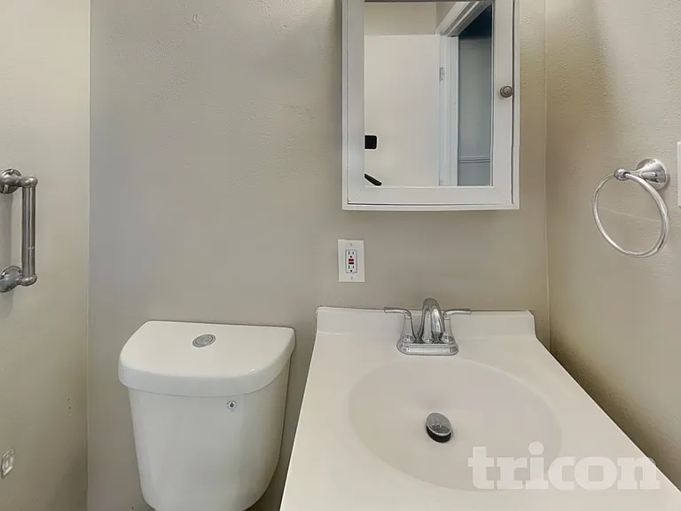 3241 Barbara Cir — Photo 8
