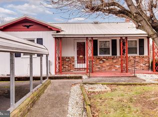 200 Maryland Ave, Hancock, MD 21750