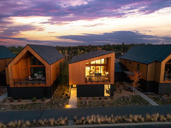 4th image of 61250 Meeks Trl