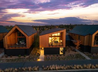 61250 Meeks Trl, Bend, OR 97702