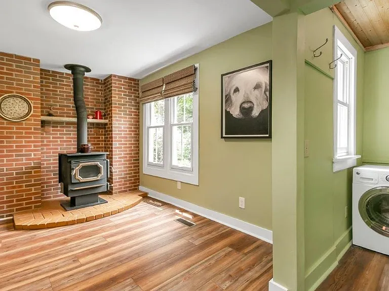 1800 Poyntz Ave — Photo 19