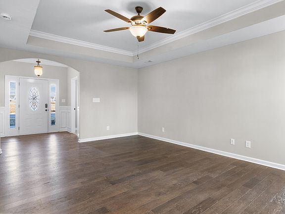 3rd image of 304 Kildeer Dr Lot 258