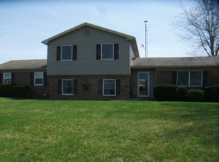 11052 S 600 E, La Fontaine, IN 46940