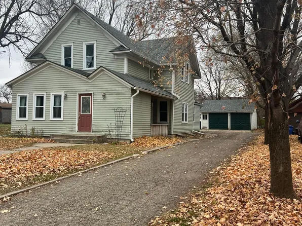 1188 Pine St, Dawson, MN 56232