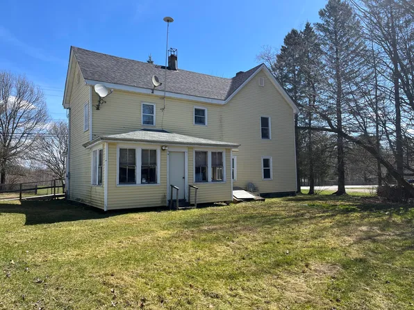 3024 Bennoch Road, Alton, ME 04468