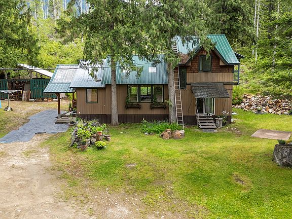 2nd image of 1598 Quast Rd