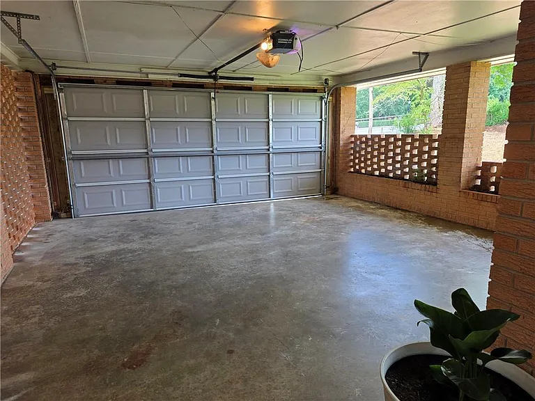 1499 Hammack Dr — Photo 9