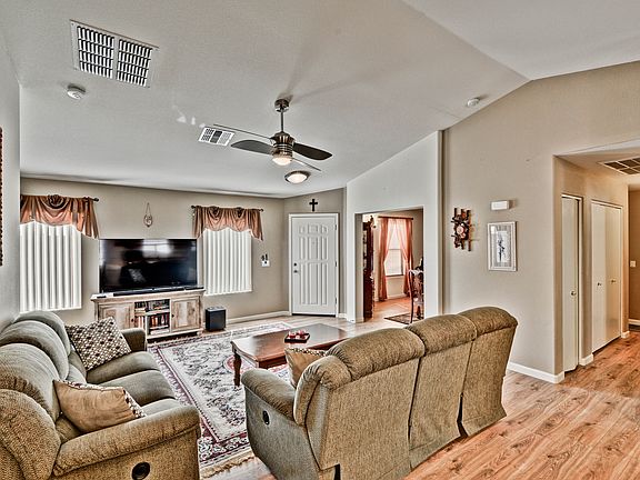 4th image of 41556 W Hillman Dr