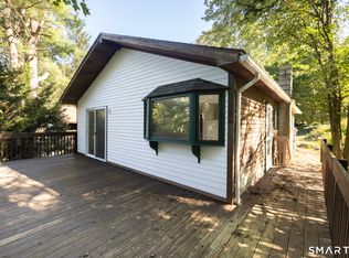 31 Chetelat Dr, Ashford, CT 06278