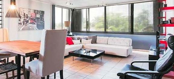 Unfurnished- do your decor
